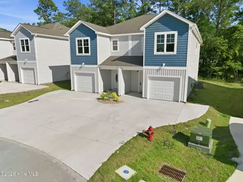 211 Holly Sands Loop, Holly Ridge, NC 28445