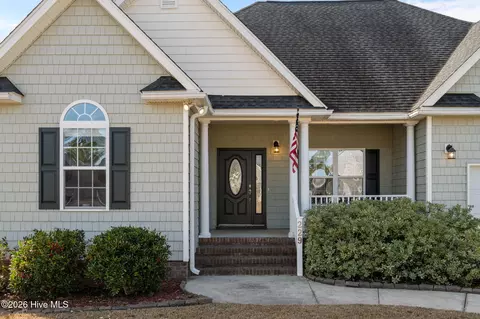 229 Wedgefield Cir, Maple Hill, NC 28454 photo 2