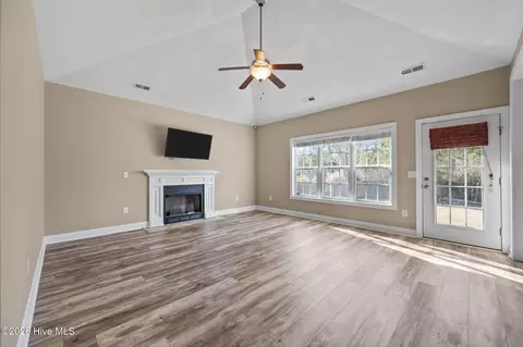 229 Wedgefield Cir, Maple Hill, NC 28454 photo 15