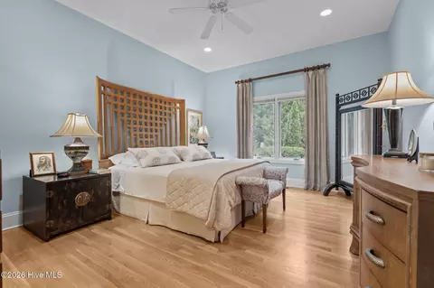 Bedroom - 4 Buckingham Pl, Pinehurst, NC 28374 photo 1 of 6