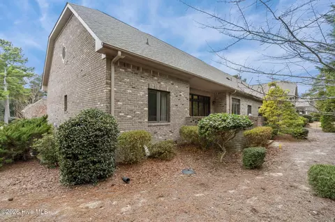 Exterior - 4 Buckingham Pl, Pinehurst, NC 28374 photo 4 of 4