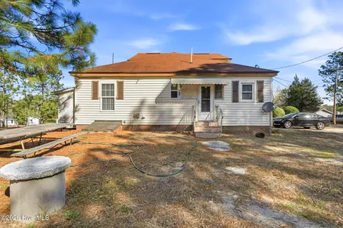 Exterior - 726 Mill Rd, Hamlet, NC 28345 photo 5 of 6