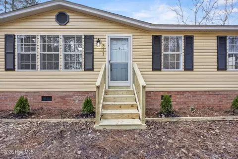 371 Harley Dr, Willard, NC 28478 photo 4