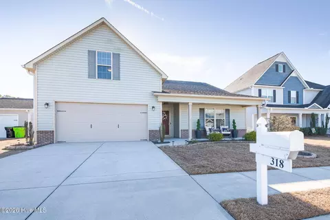 318 Bungalow Dr, New Bern, NC 28562