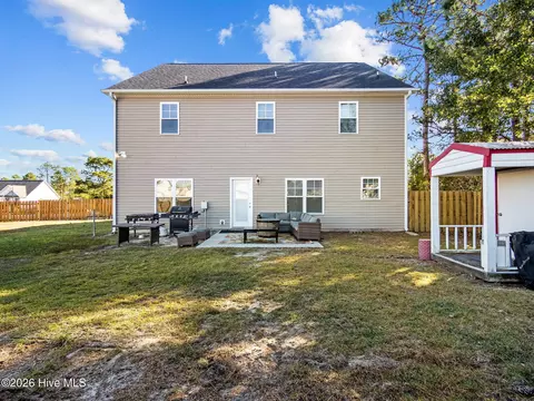 Exterior - 404 Kinroff Dr, Hubert, NC 28539 photo 7 of 8