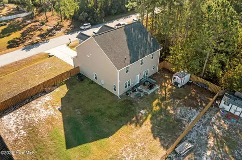 View/Area - 404 Kinroff Dr, Hubert, NC 28539 photo 2 of 9