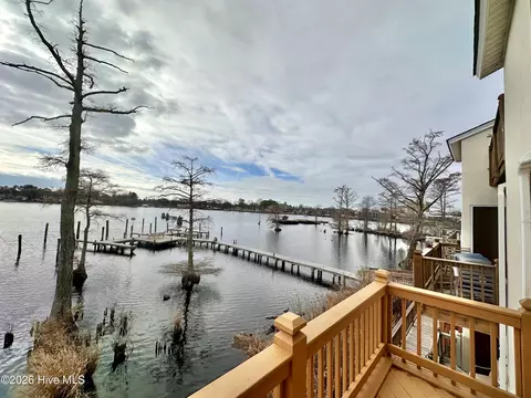 7 Gardner Point Dr #7, Elizabeth City, NC 27909