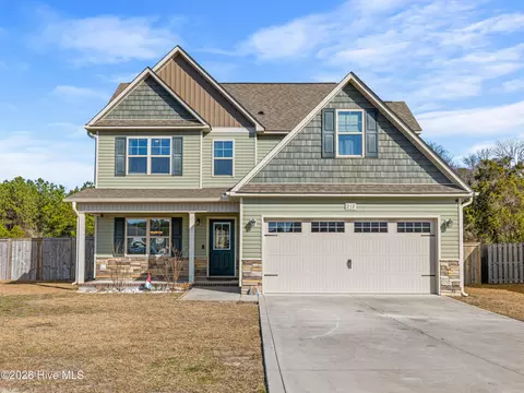 212 Tappi Ter, Hubert, NC 28539
