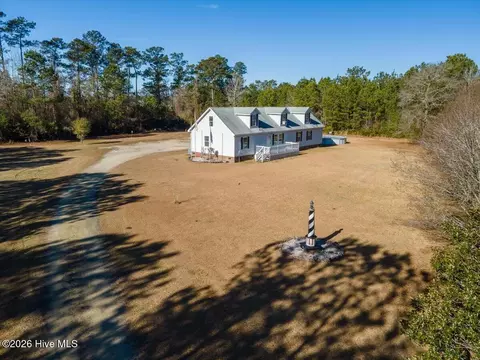 153 Porters Ridge Rd, Jacksonville, NC 28540