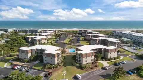 2008 E Fort Macon Rd E #H-13, Atlantic Beach, NC 28512