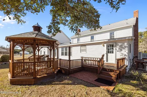Exterior - 664 Seashore Dr, Atlantic, NC 28511 photo 10 of 10