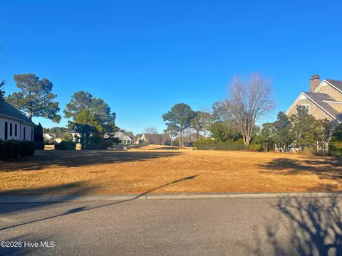1901 S Moorings Dr, Wilmington, NC 28405