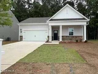 238 Lake Tyler Dr, New Bern, NC 28560