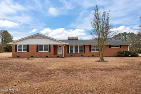 2689 Nc 121 Hwy, Farmville, NC 27828
