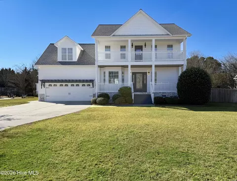 Exterior - 114 Cove Side Ln, Hampstead, NC 28443 photo 16 of 22