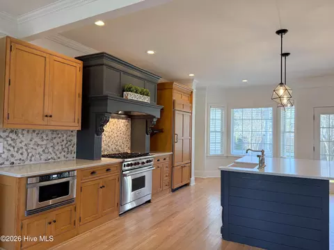 Kitchen - 114 Cove Side Ln, Hampstead, NC 28443 photo 1 of 13