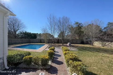 Other - 114 Cove Side Ln, Hampstead, NC 28443 photo 1 of 21