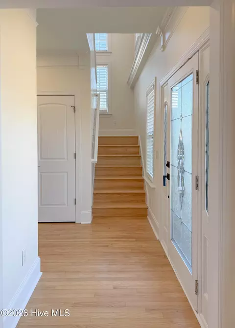 Entry Way - 114 Cove Side Ln, Hampstead, NC 28443 photo 1 of 7