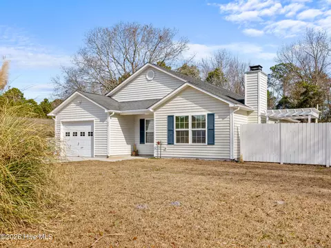 Exterior - 378 Riggs Rd, Hubert, NC 28539 photo 2 of 8