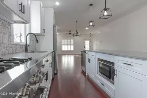 Kitchen - 30 Medlin Rd, Pinehurst, NC 28374 photo 4 of 6