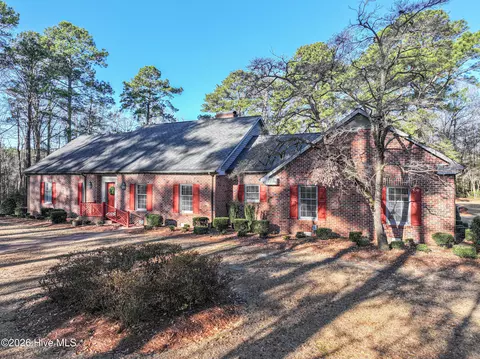 1490 Bear Trap Rd, Williamston, NC 27892