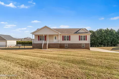 4698 Grace Chapel Rd, Granite Falls, NC 28630