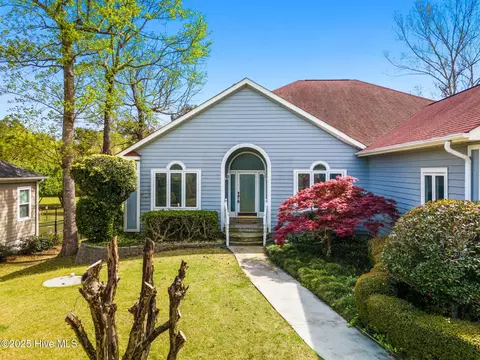 Exterior - 178 Edgewater Cir, Sunset Beach, NC 28468 photo 18 of 19