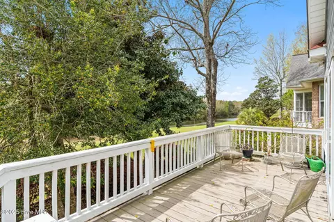 Exterior - 178 Edgewater Cir, Sunset Beach, NC 28468 photo 4 of 19