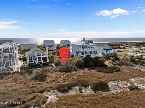 218 Caswell Beach Rd, Caswell Beach, NC 28465