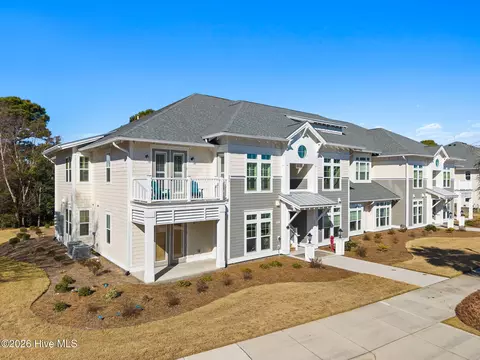 2537 St James Dr SE #903, Southport, NC 28461