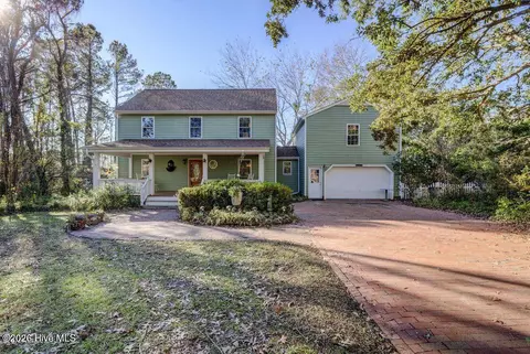 204 Savoy Cir, Wilmington, NC 28412