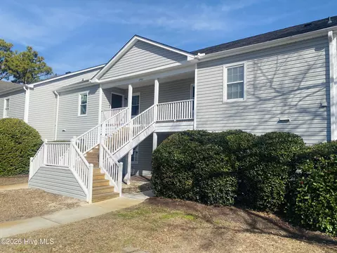 2702 S 17th St #A, Wilmington, NC 28412