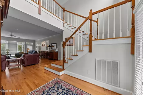 Entry Way - 21 Cherry Hill Pl, Pinehurst, NC 28374 photo 2 of 7