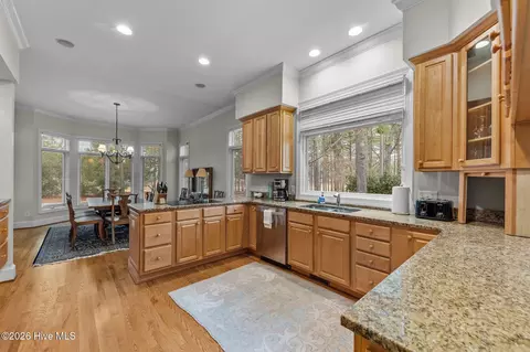 Kitchen - 21 Cherry Hill Pl, Pinehurst, NC 28374 photo 4 of 4