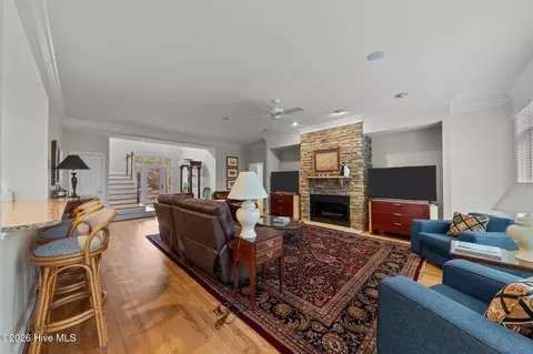 Living - 21 Cherry Hill Pl, Pinehurst, NC 28374 photo 2 of 3