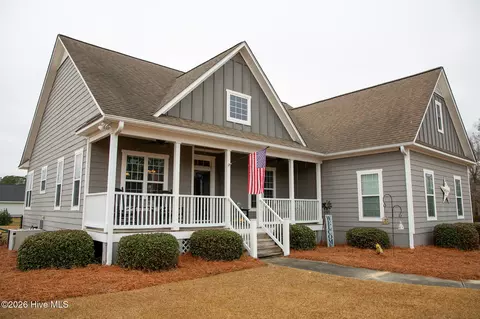 83 Barrow Dr, Whiteville, NC 28472