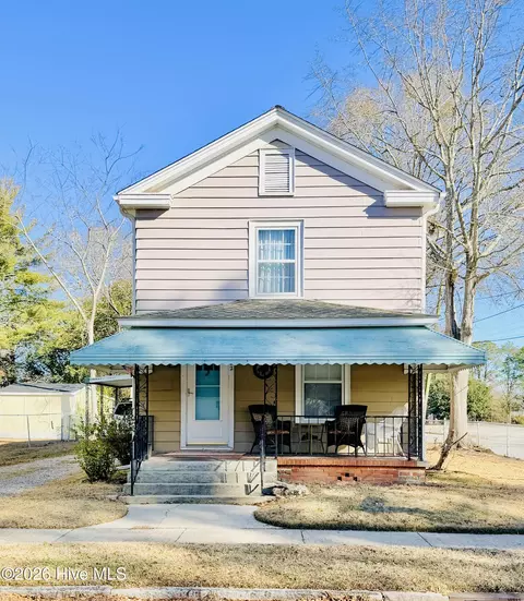 532 E 2nd St, Washington, NC 27889