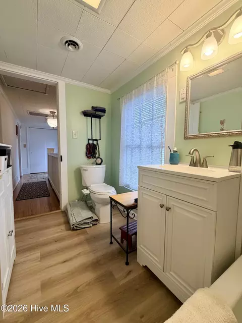 Bath - 532 E 2nd St, Washington, NC 27889 photo 4 of 4