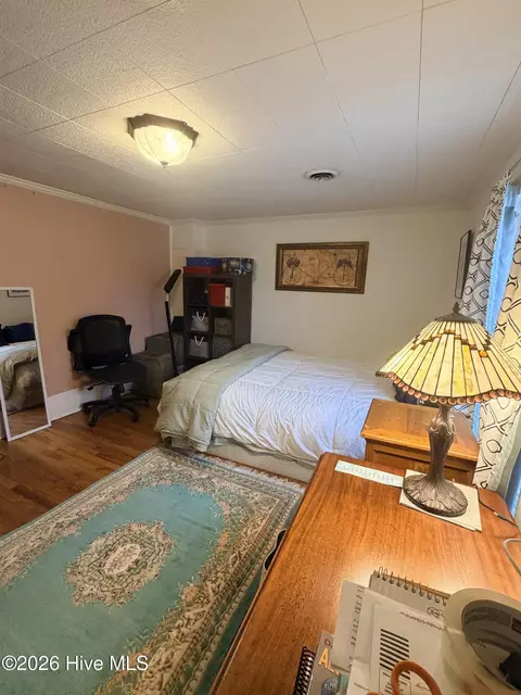 Bedroom - 532 E 2nd St, Washington, NC 27889 photo 3 of 4