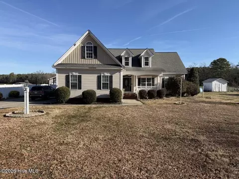 7515 Woodbridge Rd, Stantonsburg, NC 27883