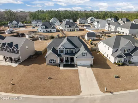 View/Area - 304 Bear Run, Maple Hill, NC 28454 photo 2 of 10