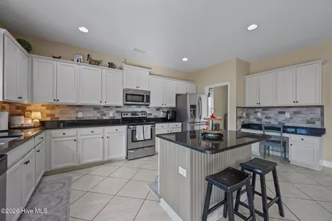 Kitchen - 304 Bear Run, Maple Hill, NC 28454 photo 1 of 6