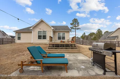 Exterior - 148 Basket Oak Dr, Bunnlevel, NC 28323 photo 5 of 7