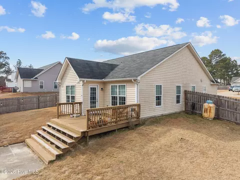 Exterior - 148 Basket Oak Dr, Bunnlevel, NC 28323 photo 2 of 7
