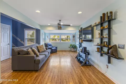 Other - 412 Lakeview Dr, Hampstead, NC 28443 photo 6 of 14