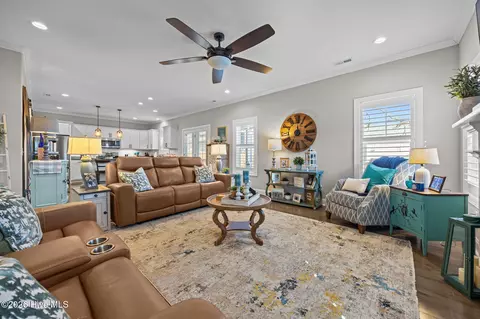Living - 26 Calhoun Ln, Pinehurst, NC 28374 photo 1 of 2