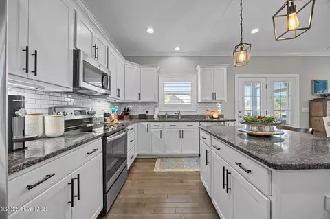 Kitchen - 26 Calhoun Ln, Pinehurst, NC 28374 photo 2 of 3