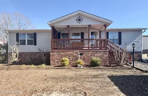 2232 Lakeside Ave SW, Supply, NC 28462