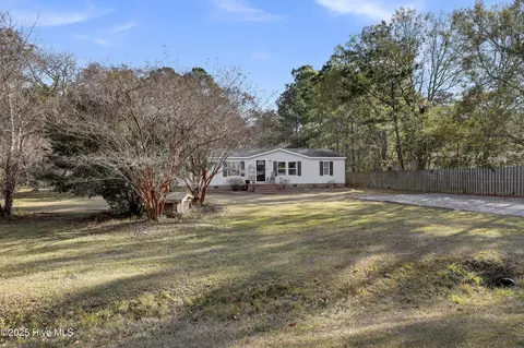 151 Shelley Rd, Hampstead, NC 28443 photo 3