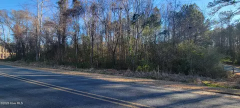 216 Langley Rd, Chocowinity, NC 27817